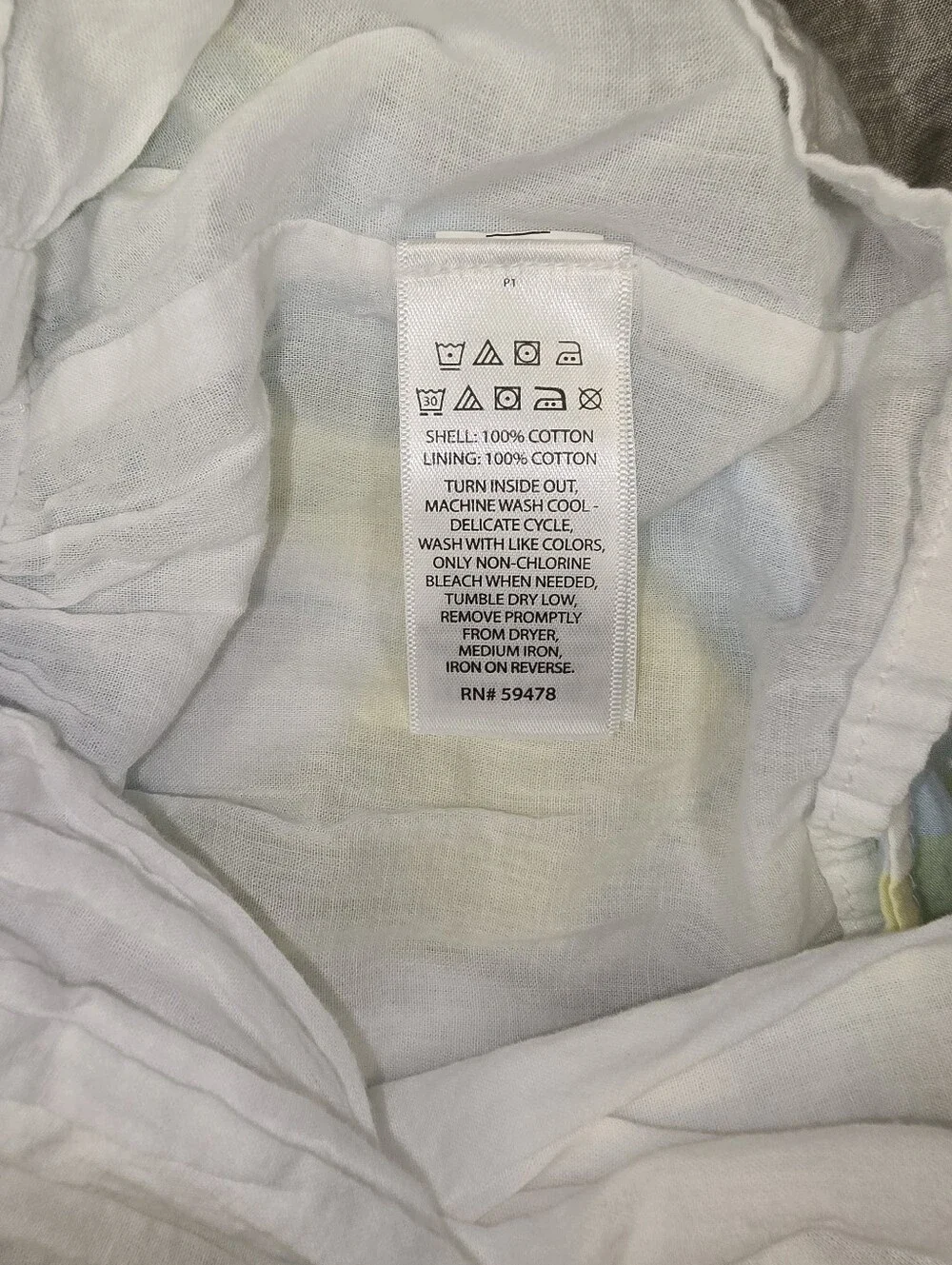 Tommy Bahama description tommy